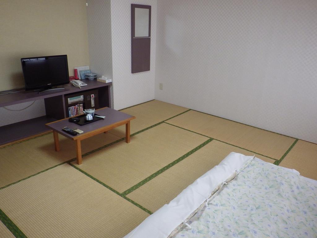 Uokagi Ryokan นาโกย่า ภายนอก รูปภาพ